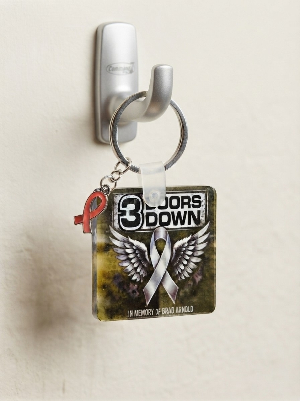 NEW Handmade 3 Doors Down Brad Arnold Memorial Keychain  (0382)